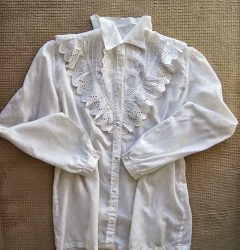 Lace Trim on Shirt, Romantic Styling