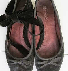 Adding Ankle Ribbon to Flat Ballet Style Pumps.